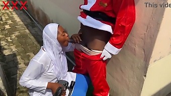 Christmas Sex With A Hijabi Babe And Santa. Subscribe To Red.